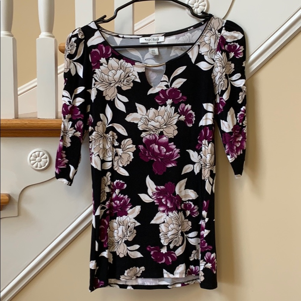 WHBM top XS stretchy top